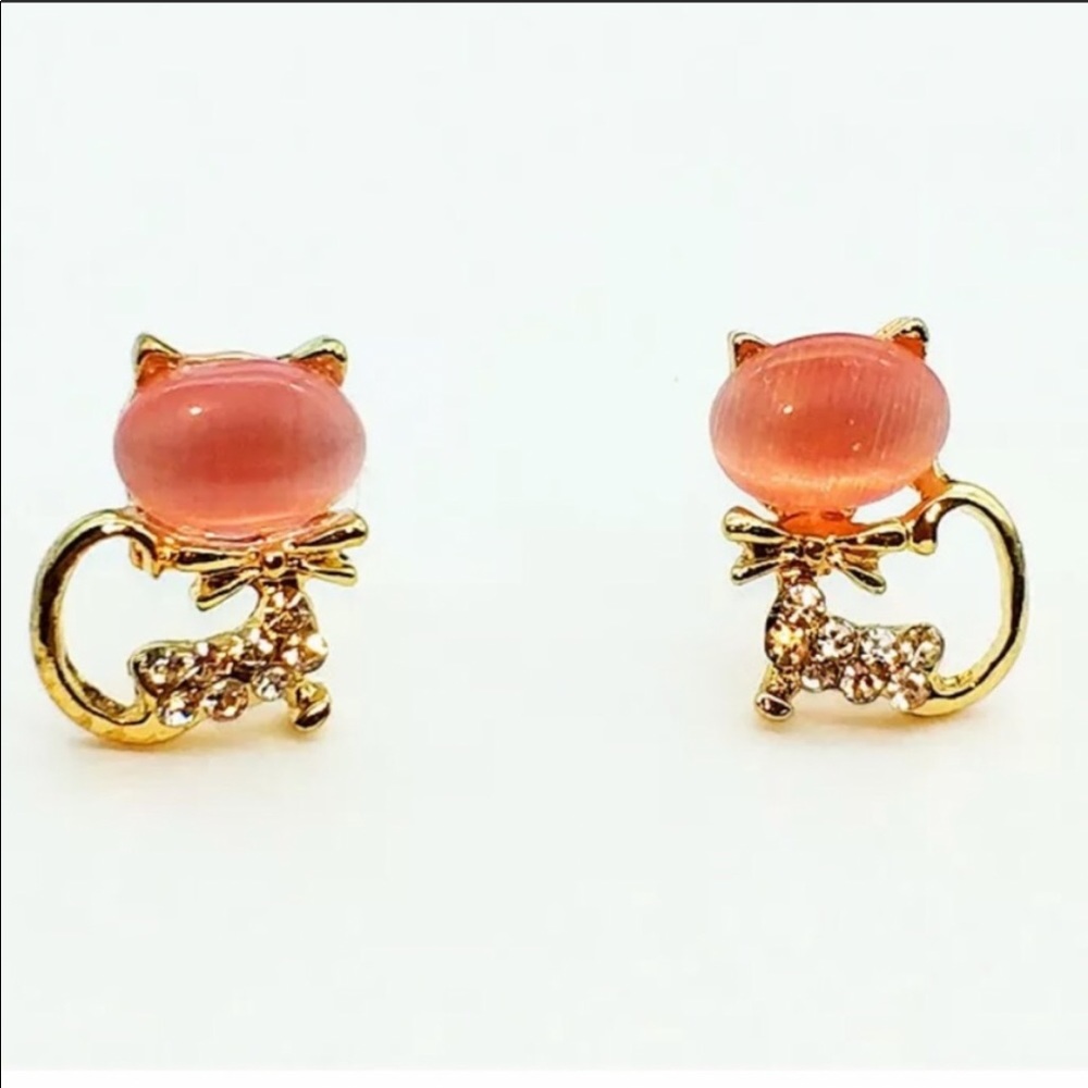 💰2/$10💰NEW•Goldtone Kitten post earrings